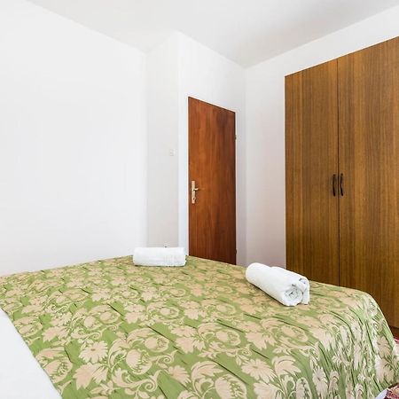Apartment Muzic มาลีโลชินจ์ ภายนอก รูปภาพ